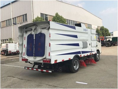 国五东风小多利卡扫路车全方位展示 高清图与细节图鉴赏